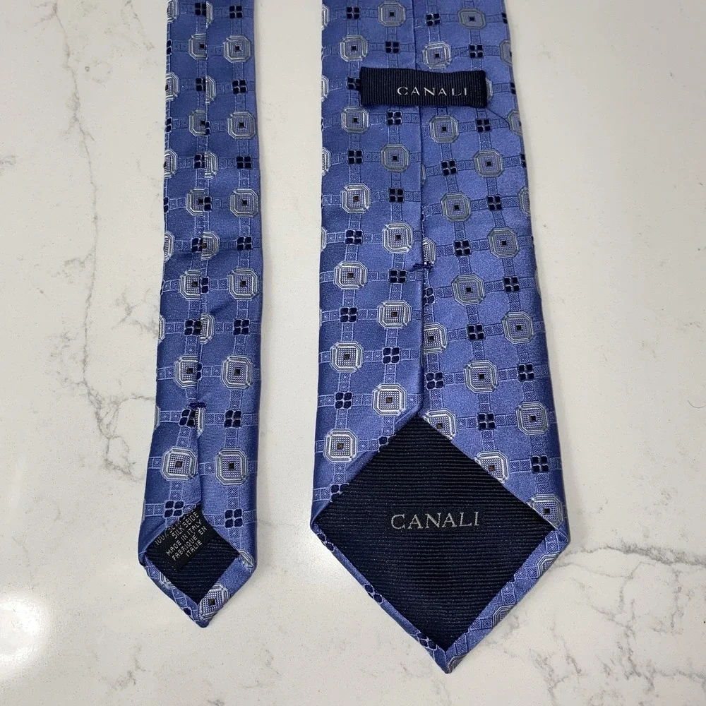 Canali 100% Silk Necktie Geometric Pattern Blue Luxury Preppy Made in Italy